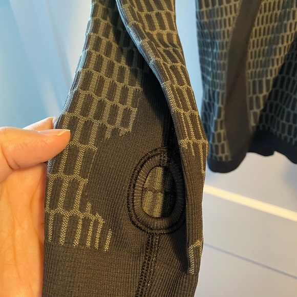 Lululemon EUC Long Sleeve Shirt - Picture 2 of 5